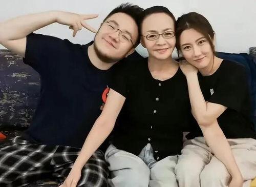 吃瓜娱乐女,揭秘娱乐圈背后的故事与真相